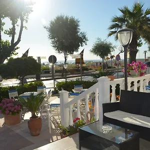 https://ideal.emilia-romagnahotels.net